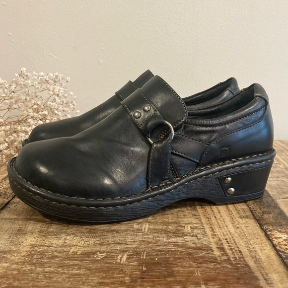 Born Women's Cora Slip On Black Clogs 8 M - Picture 2 of 15